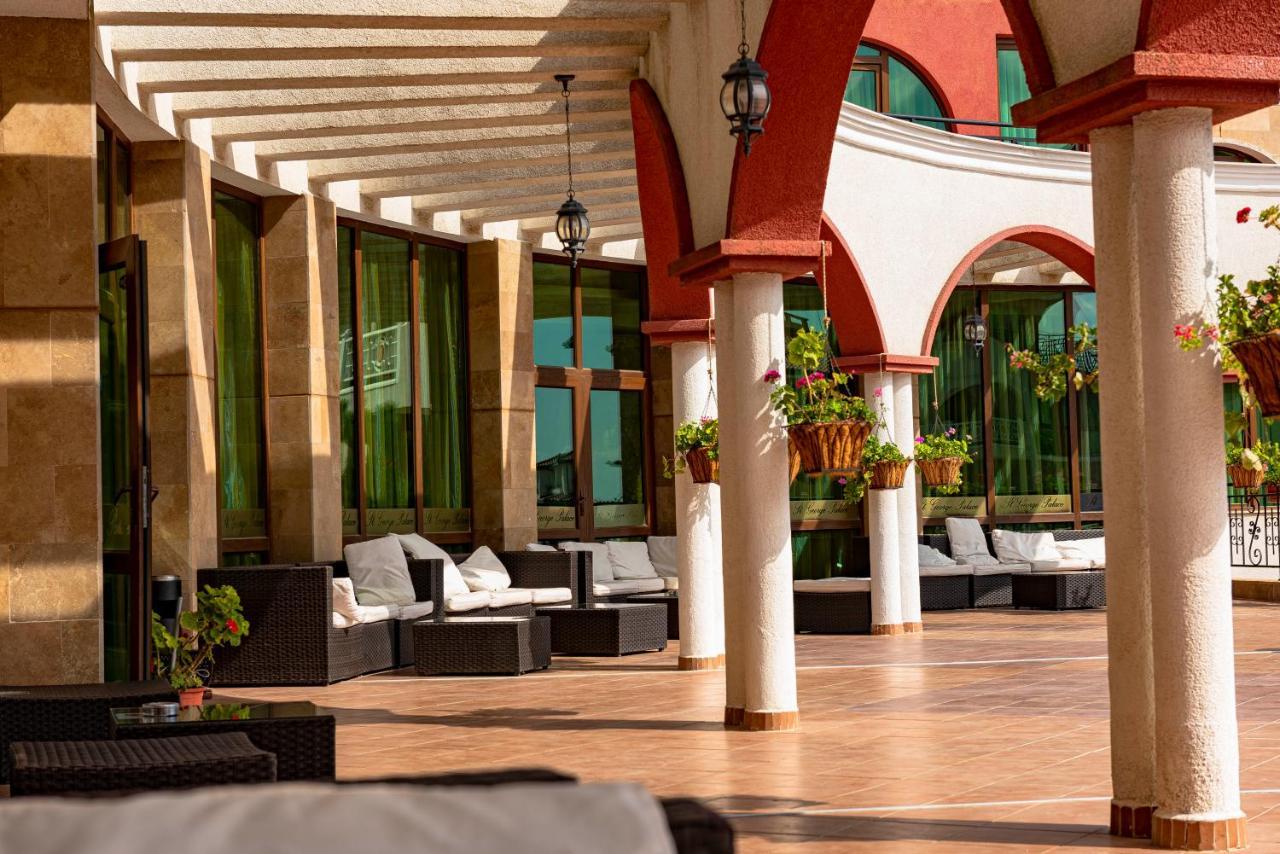 Menada Saint George Palace Sveti Vlas Exterior foto