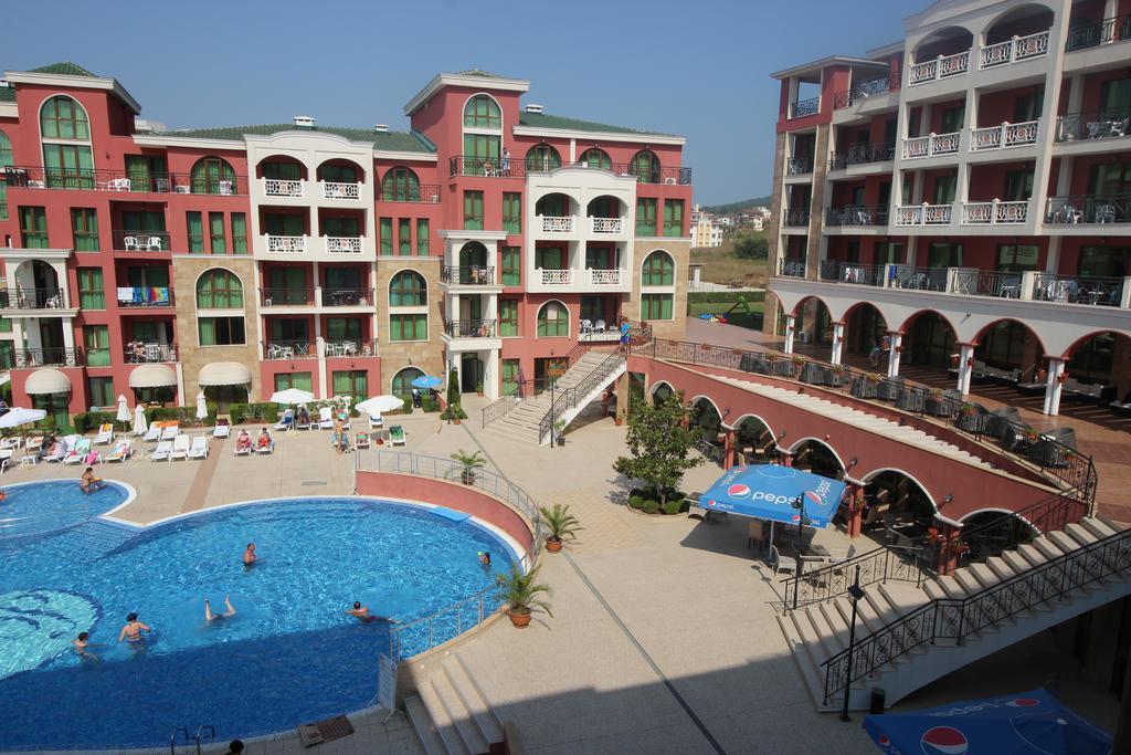 Menada Saint George Palace Sveti Vlas Exterior foto
