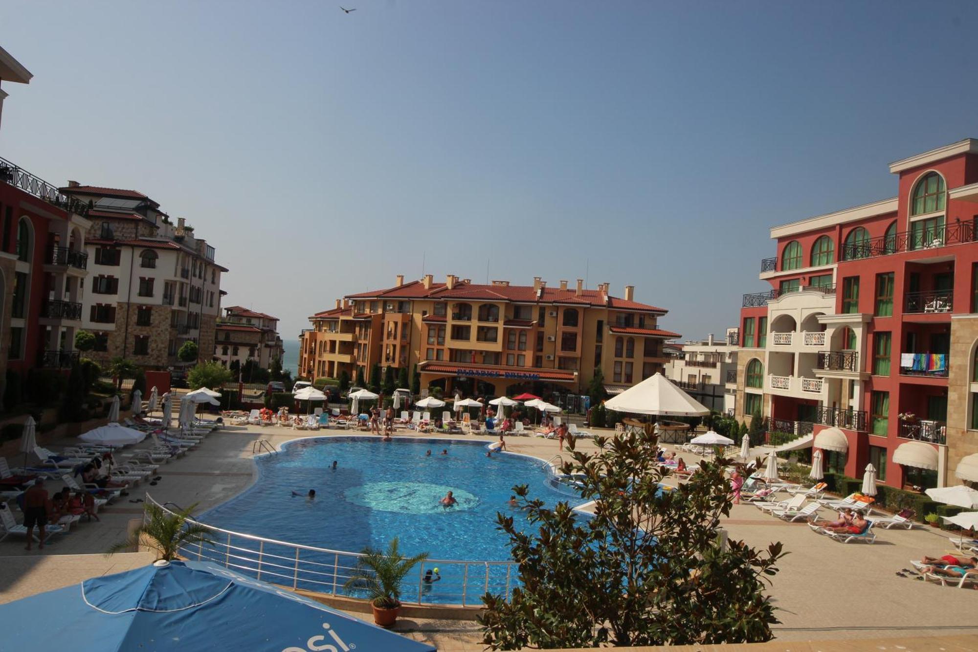Menada Saint George Palace Sveti Vlas Exterior foto